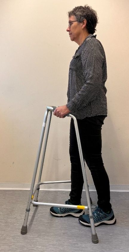 Lopen met een looprek 2