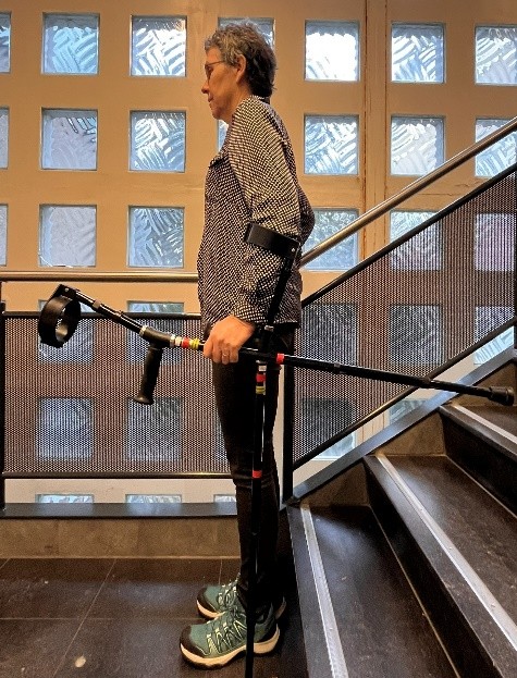 Trap af lopen met elleboogkrukken 3